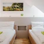 Moderne Mit Bergblick * 巴德哥依斯恩