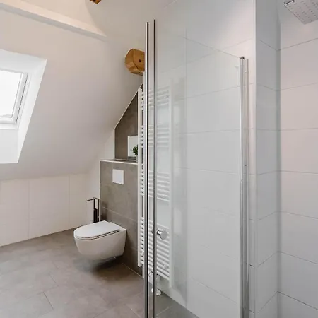 Moderne Mit Bergblick *