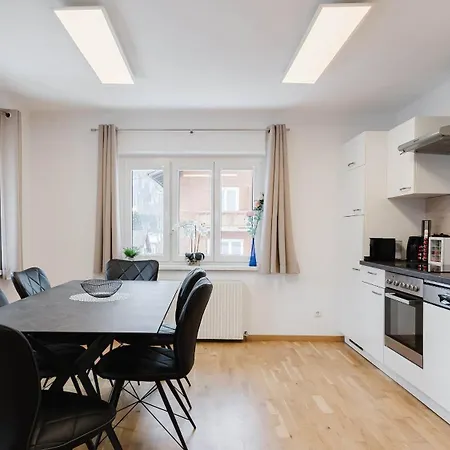 Апартаменты Moderne Mit Bergblick *