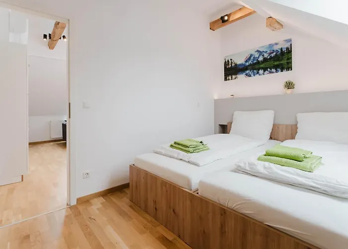 Moderne Mit Bergblick Apartman