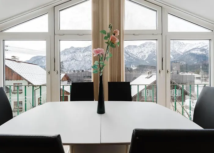 Moderne Mit Bergblick *