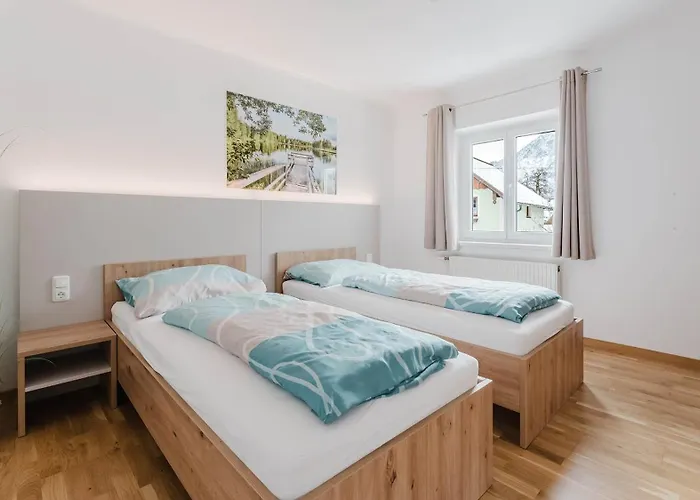 Moderne Mit Bergblick Bad Goisern