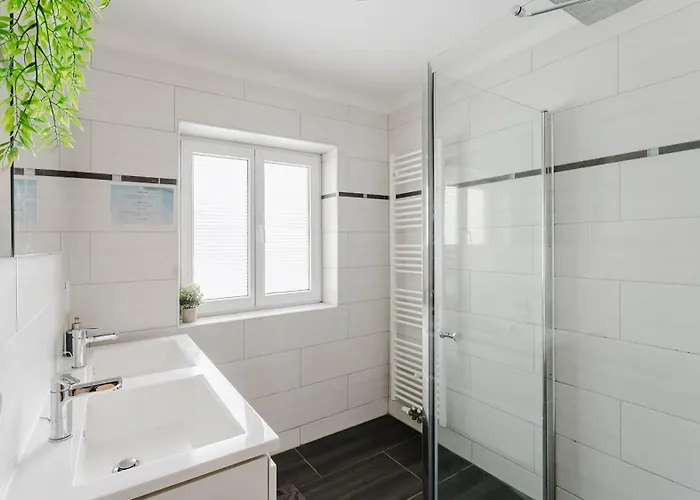 Moderne Mit Bergblick *